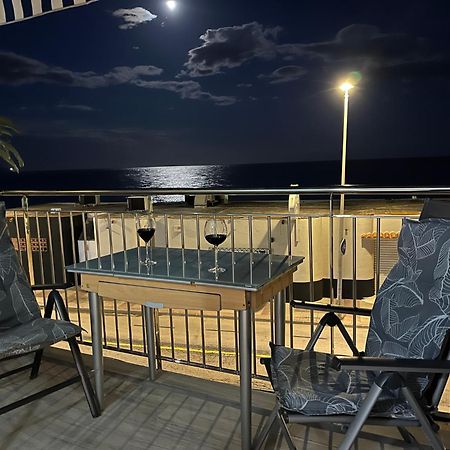בלאנס Estudio Con Impresionantes Vistas Al Mar מראה חיצוני תמונה